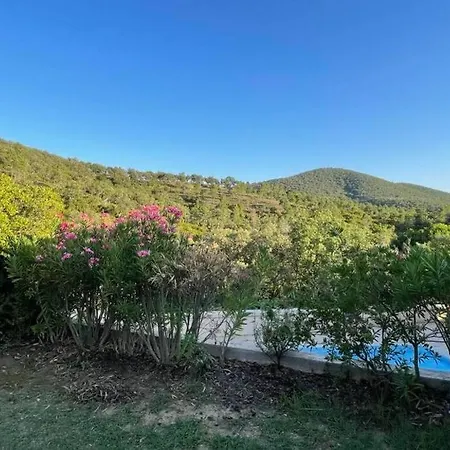 La Petite Maison Sur La Colline - Piscine Privee Holiday home *